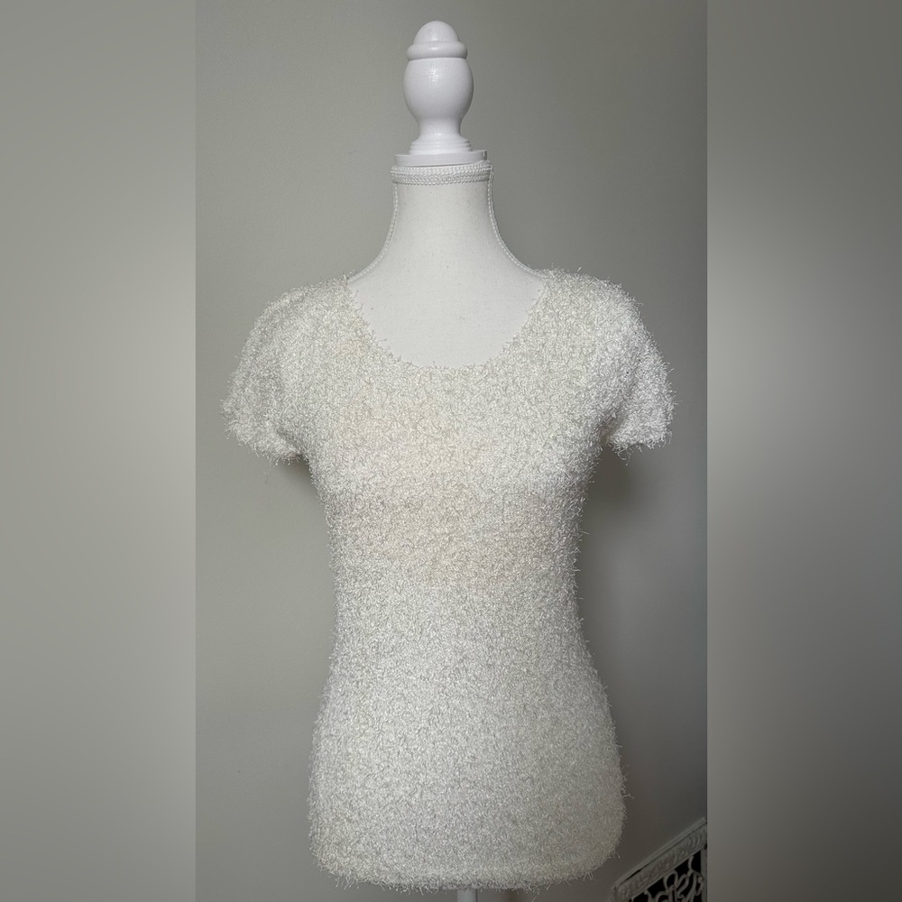 MAGGIE White Fuzzy Y2K Cottagecore Short Sleeve Size M